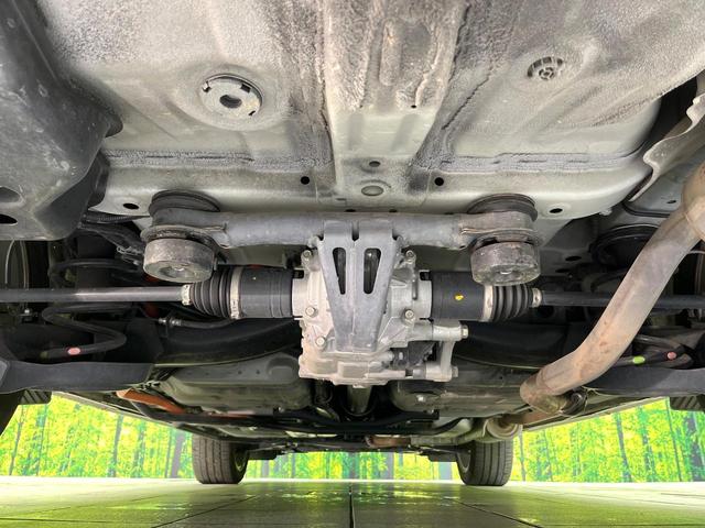 ヴェゼル ｅ：ＨＥＶ　Ｚ　４ＷＤ　禁煙車　純正９型ディスプレイ　全周囲カメラ　フルセグ　Ｂｌｕｅｔｏｏｔｈ接続　衝突軽減装置　レーンアシスト　ＬＥＤヘッド／フォグ　オートハイビーム　シーケンシャルターンランプ　電動リアゲート（19枚目）