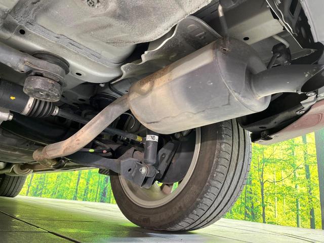 ヴェゼル ｅ：ＨＥＶ　Ｚ　４ＷＤ　禁煙車　純正９型ディスプレイ　全周囲カメラ　フルセグ　Ｂｌｕｅｔｏｏｔｈ接続　衝突軽減装置　レーンアシスト　ＬＥＤヘッド／フォグ　オートハイビーム　シーケンシャルターンランプ　電動リアゲート（31枚目）