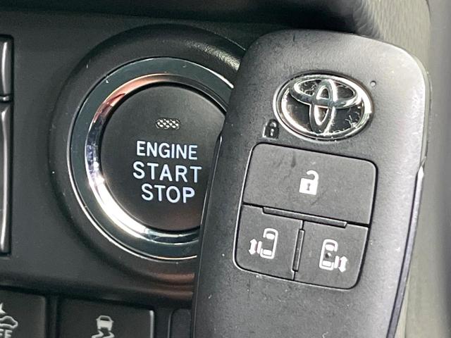 ルーミー カスタムＧ　禁煙車　後期型　純正９型ナビ　バックカメラ　ＣＤ／ＤＶＤ／フルセグ　Ｂｌｕｅｔｏｏｔｈ接続　衝突軽減装置　アダプティブクルコン　ＬＥＤヘッド／フォグ　オートライト　両側電動スライドドア　オートエアコン（44枚目）