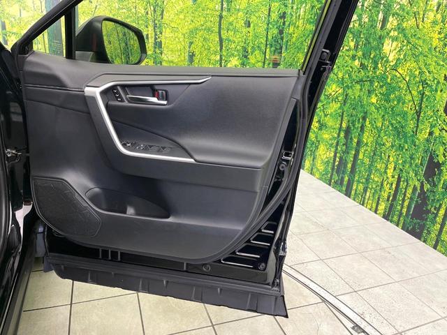 RAV4 G 4WD 禁煙車 後期型 TRDエアロ 純正9型ディスプレイオーディオ 全周囲カメラ フルセグ Bluetooth 衝突軽減 LEDヘッド オートハイビーム ブラインドスポットモニター 電動リアゲート(36枚目)