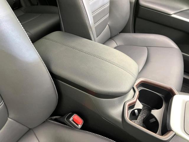 RAV4 G 4WD 禁煙車 後期型 TRDエアロ 純正9型ディスプレイオーディオ 全周囲カメラ フルセグ Bluetooth 衝突軽減 LEDヘッド オートハイビーム ブラインドスポットモニター 電動リアゲート(60枚目)