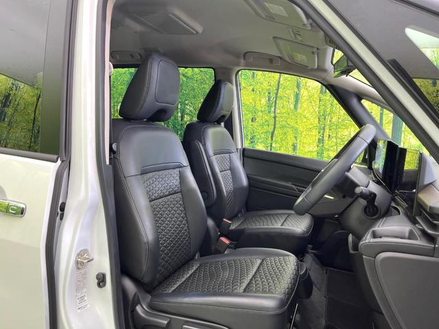 セレナ e-パワー ハイウェイスターV 禁煙車 純正12.3型ナビ 全周囲カメラ CD/DVD/フルセグ Bluetooth 純正フリップダウンモニター 衝突軽減装置 プロパイロット LEDヘッド/フォグ ハンズフリー両側電動スライドドア(7枚目)