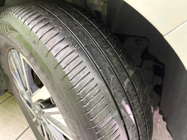 セレナ e-パワー ハイウェイスターV 禁煙車 純正12.3型ナビ 全周囲カメラ CD/DVD/フルセグ Bluetooth 純正フリップダウンモニター 衝突軽減装置 プロパイロット LEDヘッド/フォグ ハンズフリー両側電動スライドドア(22枚目)