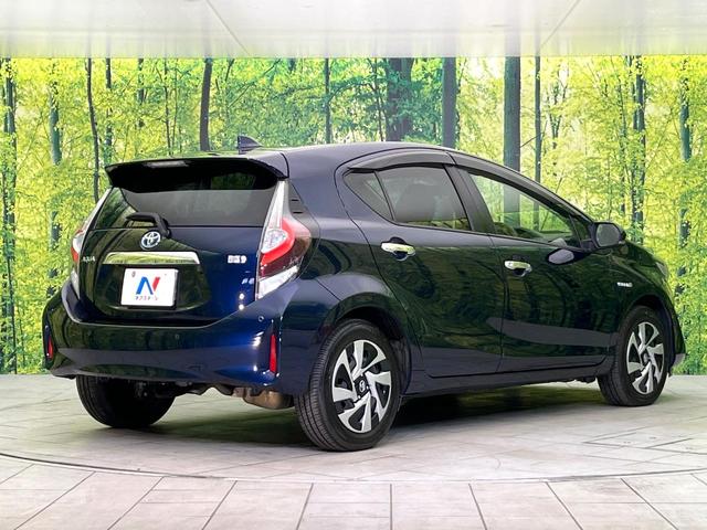 アクア Sスタイルブラック 禁煙車 後期型 特別仕様車 純正ナビ バックカメラ CD/DVD/フルセグ Bluetooth接続 衝突軽減装置 レーンアシスト LEDヘッドライト オートハイビーム 革巻きステアリング スマートキー(17枚目)