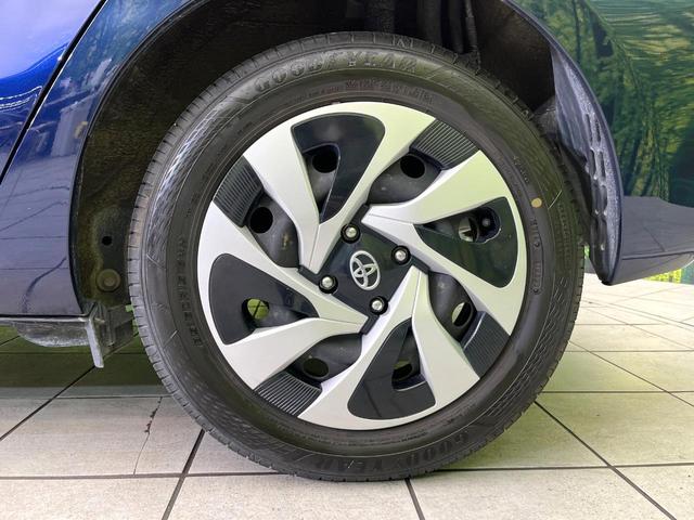 アクア Sスタイルブラック 禁煙車 後期型 特別仕様車 純正ナビ バックカメラ CD/DVD/フルセグ Bluetooth接続 衝突軽減装置 レーンアシスト LEDヘッドライト オートハイビーム 革巻きステアリング スマートキー(24枚目)