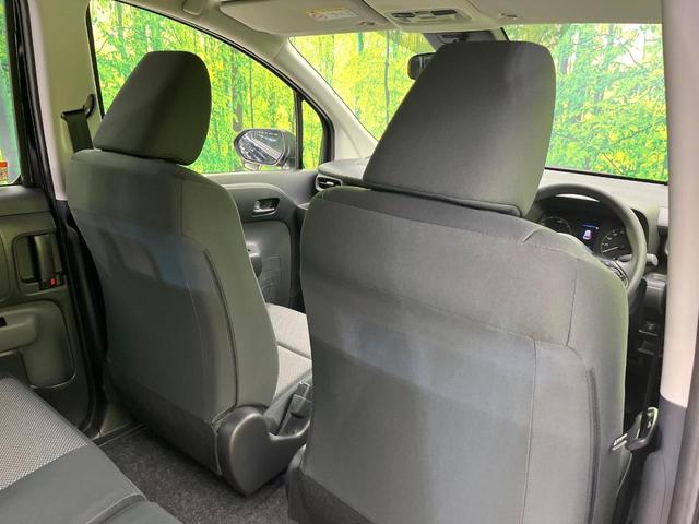 シエンタ ハイブリッドX 登録済未使用車 衝突軽減装置 レーダークルコン LEDヘッドライト オートハイビーム レーンアシスト 電動スライドドア オートエアコン スマートキー(40枚目)