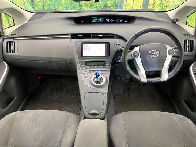 プリウス Ｇ　禁煙車　純正ＳＤナビ　ＣＤ／ＤＶＤ／地デジ　Ｂｌｕｅｔｏｏｔｈ接続　バックカメラ　クルコン　ＨＩＤヘッド／フォグ　オートライト　スマートキー　ビルトインＥＴＣ　オートエアコン（2枚目）