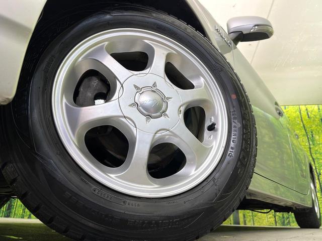 プリウス Ｇ　禁煙車　純正ＳＤナビ　ＣＤ／ＤＶＤ／地デジ　Ｂｌｕｅｔｏｏｔｈ接続　バックカメラ　クルコン　ＨＩＤヘッド／フォグ　オートライト　スマートキー　ビルトインＥＴＣ　オートエアコン（13枚目）