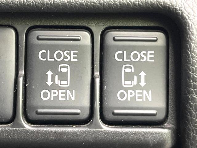 デイズルークス ハイウェイスター X Gパッケージ 4WD 禁煙車 純正ナビ 全周囲カメラ CD/DVD/フルセグ Bluetooth接続 純正フリップダウンモニター HIDヘッドライト 両側電動スライドドア 革巻きステアリング 後席ロールサンシェード(6枚目)