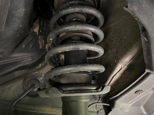 デイズルークス ハイウェイスター X Gパッケージ 4WD 禁煙車 純正ナビ 全周囲カメラ CD/DVD/フルセグ Bluetooth接続 純正フリップダウンモニター HIDヘッドライト 両側電動スライドドア 革巻きステアリング 後席ロールサンシェード(20枚目)