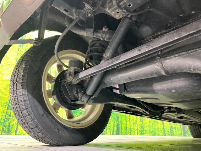 デイズルークス ハイウェイスター X Gパッケージ 4WD 禁煙車 純正ナビ 全周囲カメラ CD/DVD/フルセグ Bluetooth接続 純正フリップダウンモニター HIDヘッドライト 両側電動スライドドア 革巻きステアリング 後席ロールサンシェード(27枚目)