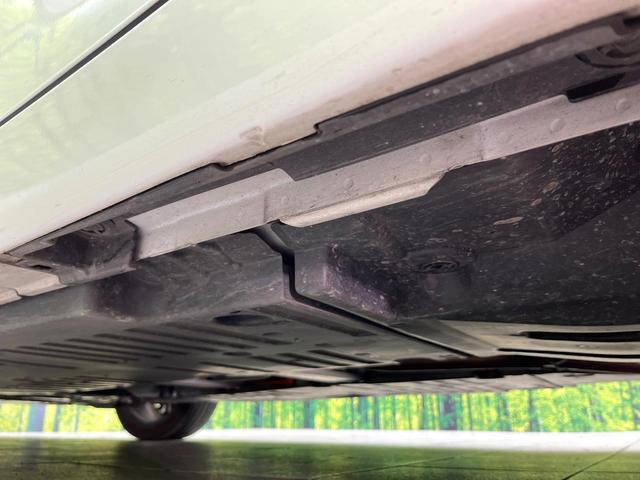 プリウス Z 4WD 禁煙車 サンルーフ 寒冷地仕様 純正12.3型ナビ 全周囲カメラ フルセグ Bluetooth 衝突軽減装置 アドバンスドパーク LEDヘッド/フォグ オートハイビーム シートベンチレーション(32枚目)