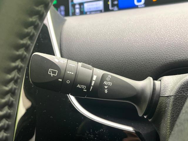 プリウス Sセーフティプラス 4WD 禁煙車 SDナビ バックカメラ CD/DVD/地デジ Bluetooth 衝突軽減装置 レーダークルコン レーンアシスト LEDヘッド/フォグ オートハイビーム パーキングアシスト ETC(46枚目)