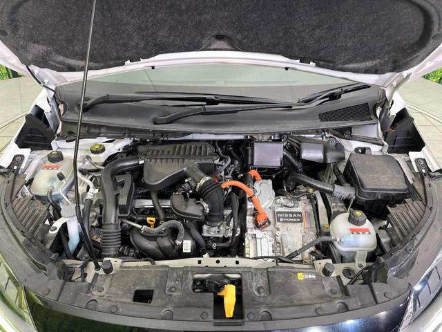 ノート X FOUR 4WD 禁煙車 SDナビ バックカメラ CD再生 Bluetooth 衝突軽減装置 オートハイビーム オートライト コーナーセンサー 車線逸脱警報 前席シートヒーター ETC ドラレコ スマートキー(18枚目)