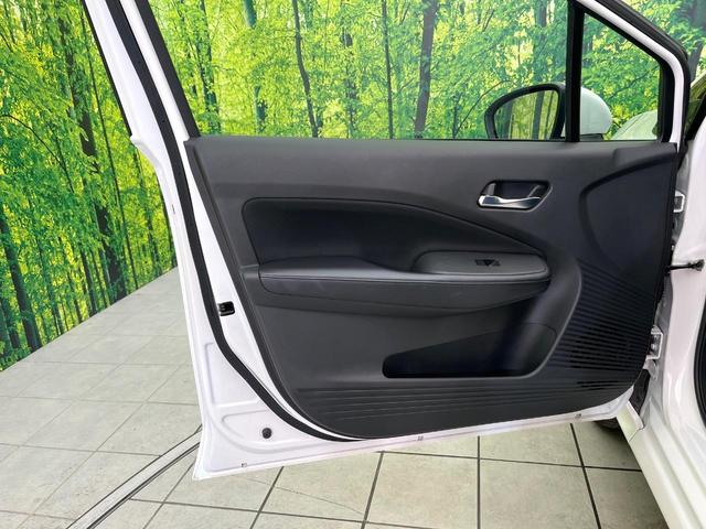 ノート X FOUR 4WD 禁煙車 SDナビ バックカメラ CD再生 Bluetooth 衝突軽減装置 オートハイビーム オートライト コーナーセンサー 車線逸脱警報 前席シートヒーター ETC ドラレコ スマートキー(41枚目)