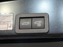 ハイブリッドＺ　禁煙車　純正８型ＤＡ　Ｂｌｕｅｔｏｏｔｈ再生　全周囲カメラ　衝突軽減装置　レーダークルーズ　コーナーセンサー　１００Ｖ電源　電動リアゲート　ハーフレザーシート　パワーシート　ＬＥＤヘッド　ＥＴＣ（32枚目）