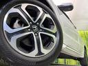 ハイブリッドＺ・ホンダセンシング　禁煙車　純正８インチナビ　バックカメラ　フルセグ　ＣＤ／ＤＶＤ再生　Ｂｌｕｅｔｏｏｔｈ接続　衝突軽減装置　アダプティブクルコン　ＬＥＤヘッド／フォグライト　オートハイビーム　前席シートヒーター　ＥＴＣ（13枚目）