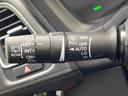 ハイブリッドＺ・ホンダセンシング　禁煙車　純正８インチナビ　バックカメラ　フルセグ　ＣＤ／ＤＶＤ再生　Ｂｌｕｅｔｏｏｔｈ接続　衝突軽減装置　アダプティブクルコン　ＬＥＤヘッド／フォグライト　オートハイビーム　前席シートヒーター　ＥＴＣ（50枚目）
