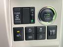 タント Ｘターボ　ＳＡＩＩＩ　禁煙車　ＳＤナビ　バックカメラ　Ｂｌｕｅｔｏｏｔｈ／ＣＤ／ＤＶＤ再生　フルセグ　衝突軽減装置　コーナーセンサー　シートヒーター　スマートキー　ＥＴＣ　電動スライドドア　オートハイビーム　オートエアコン（7枚目）