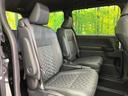 後部座席も気になるようなキズ・汚れやへたり等、大きなダメージはなく、良好な状態です。