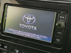 【メーカー純正ナビ】インテリアに溶け込むスタイリッシュな「専用設計」メーカーナビを装備♪視認性や操作性など基本性能にも優れ、より上質なカーライフをお楽しみいただけます。 3