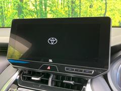 【１２．３インチワイドナビ】高級感とインパクトのある大型ワイドナビを装備。各種オーディオ操作はもちろん、横長ワイド画面でのマップ２分割表示など、利便性も高いナビです♪ 3