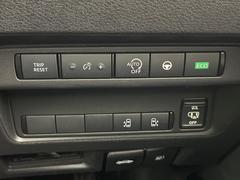 �ڥϥ󥺥ե꡼��ǽ�դ�ξ¦�ѥ���饤�ɥɥ��ۥ��饤�ɥɥ��β���­�������Ƥ��������ȡ���ưŪ�˥��饤�ɥɥ������Ĥ��ޤ�����ʪ��ξ�꤬�դ����ä����֤Ǥ⡢�ɥ��γ��Ĥ��Ǥ��ƤȤäƤ������� 6