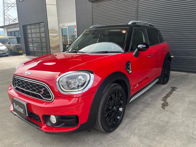 ＭＩＮＩ クーパーＳＤ　クロスオーバー　オール４　クーパーＳＤ　クロスオーバー　オール４　ペッパーパッケージ　禁煙車　コンフォートアクセス　インテリジェントセーフティー　純正ナビリアカメラ　前席シートヒーター　１８インチアルミ　ルームミラー内蔵ＥＴＣ（7枚目）