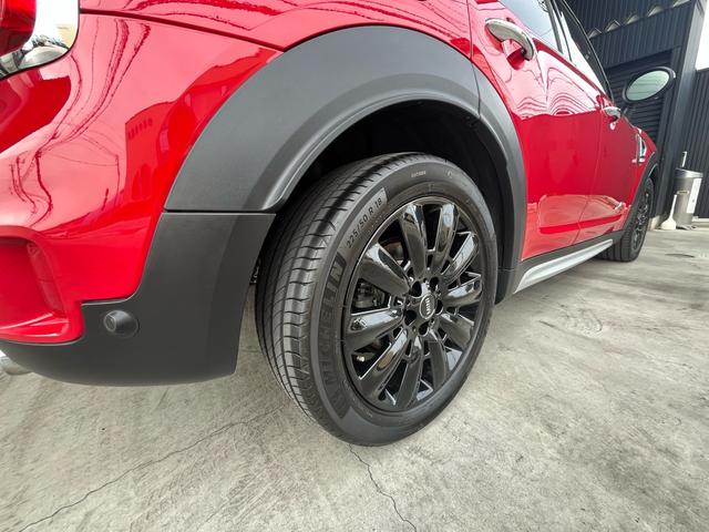 ＭＩＮＩ クーパーＳＤ　クロスオーバー　オール４　クーパーＳＤ　クロスオーバー　オール４　ペッパーパッケージ　禁煙車　コンフォートアクセス　インテリジェントセーフティー　純正ナビリアカメラ　前席シートヒーター　１８インチアルミ　ルームミラー内蔵ＥＴＣ（26枚目）