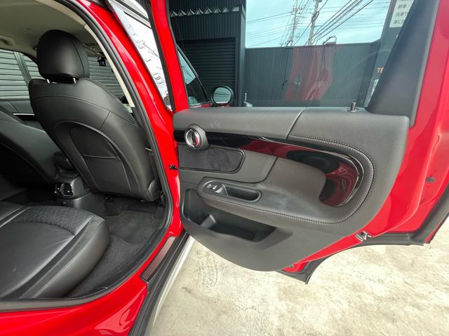 ＭＩＮＩ クーパーＳＤ　クロスオーバー　オール４　クーパーＳＤ　クロスオーバー　オール４　ペッパーパッケージ　禁煙車　コンフォートアクセス　インテリジェントセーフティー　純正ナビリアカメラ　前席シートヒーター　１８インチアルミ　ルームミラー内蔵ＥＴＣ（31枚目）