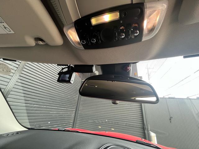 ＭＩＮＩ クーパーＳＤ　クロスオーバー　オール４　クーパーＳＤ　クロスオーバー　オール４　ペッパーパッケージ　禁煙車　コンフォートアクセス　インテリジェントセーフティー　純正ナビリアカメラ　前席シートヒーター　１８インチアルミ　ルームミラー内蔵ＥＴＣ（39枚目）
