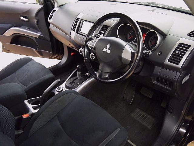 G 4WD HDDナビ Bカメラ AC100V 禁煙車(11枚目)