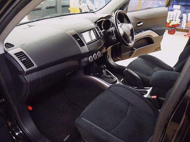 G 4WD HDDナビ Bカメラ AC100V 禁煙車(12枚目)