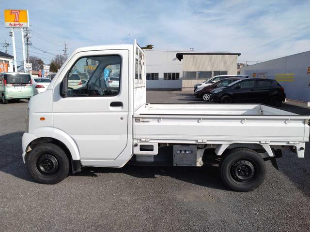 キャリイトラック ＫＣ農繁仕様　５ＭＴ　パワステ　農繁仕様　作業灯　ＡＭ／ＦＭラジオ（9枚目）