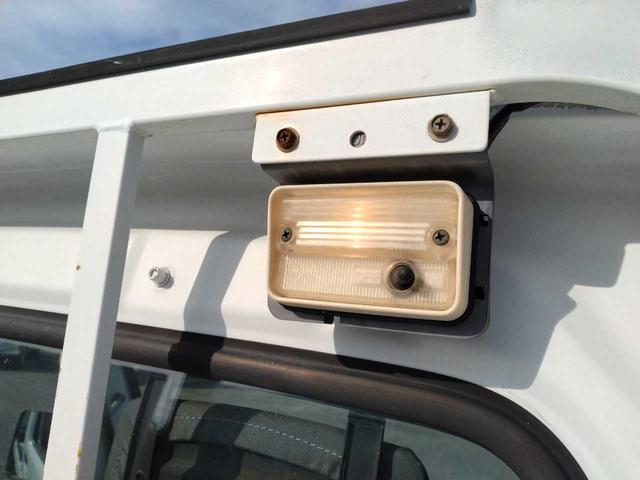 キャリイトラック ＫＣ農繁仕様　５ＭＴ　パワステ　農繁仕様　作業灯　ＡＭ／ＦＭラジオ（13枚目）