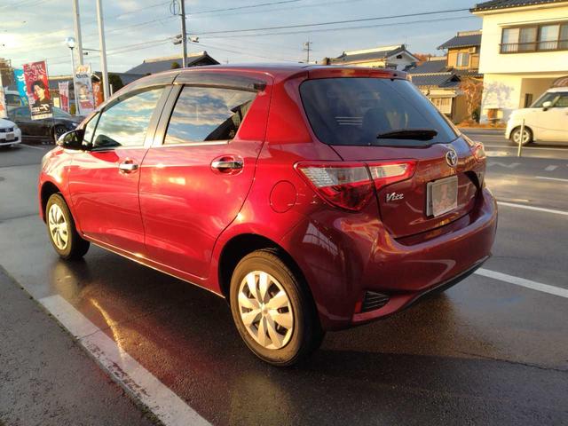 ヴィッツ ジュエラ　ユーザー買取　純正ナビ　ワンセグテレビ　Ｂｌｕｅｔｏｏｔｈ　バックカメラ　衝突軽減　フォグランプ（8枚目）