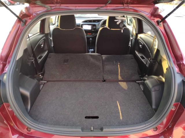 ヴィッツ ジュエラ　ユーザー買取　純正ナビ　ワンセグテレビ　Ｂｌｕｅｔｏｏｔｈ　バックカメラ　衝突軽減　フォグランプ（14枚目）