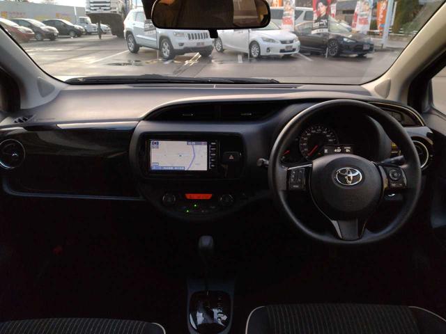 ヴィッツ ジュエラ　ユーザー買取　純正ナビ　ワンセグテレビ　Ｂｌｕｅｔｏｏｔｈ　バックカメラ　衝突軽減　フォグランプ（15枚目）