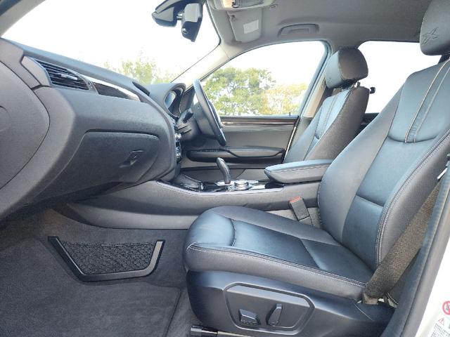 Ｘ３ ｘＤｒｉｖｅ　２０ｄ　Ｘライン　ユーザー様買取直販車　純正ＨＤＤナビ　プッシュエンジンスタート　オートクルーズ　ＥＴＣ　シートヒーター　運転席＆助手席＆サイドエアバック　革巻きステアリングハンドル　運転席＆助手席パワーシート（3枚目）