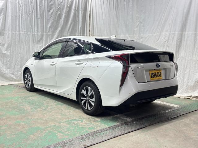 当社展示車はルームクリーニング済みの状態です。お客様のご来店をスタッフ一同、心よりお待ちしております。