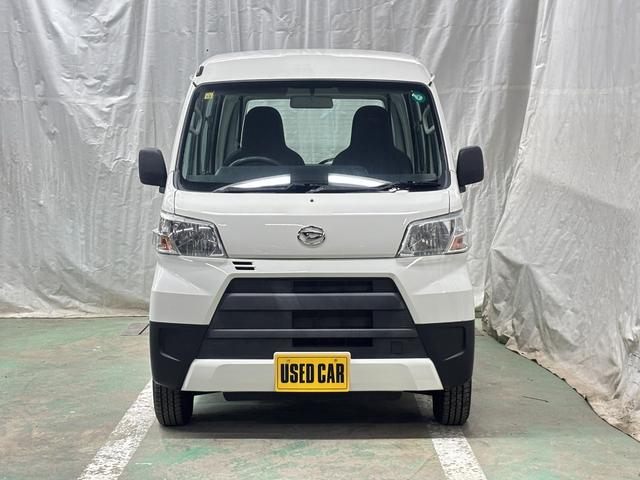 ハイゼットカーゴ 　２シーター　ハイルーフ　４ＷＤ　アイドリングストップ　エアコン　パワステ　両側スライドドア　　セレクティブ４ＷＤ　外装ポリッシュアップ（2枚目）