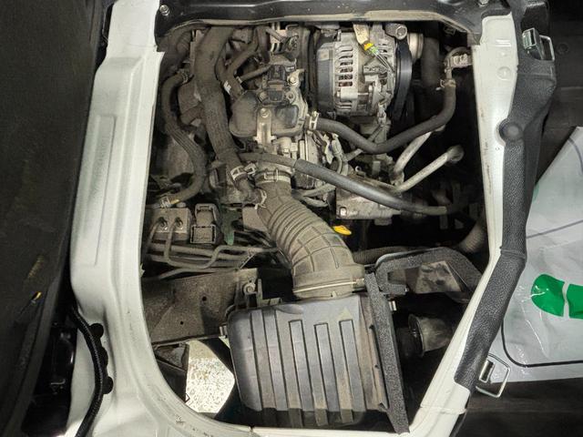 ハイゼットカーゴ 　２シーター　ハイルーフ　４ＷＤ　アイドリングストップ　エアコン　パワステ　両側スライドドア　　セレクティブ４ＷＤ　外装ポリッシュアップ（30枚目）