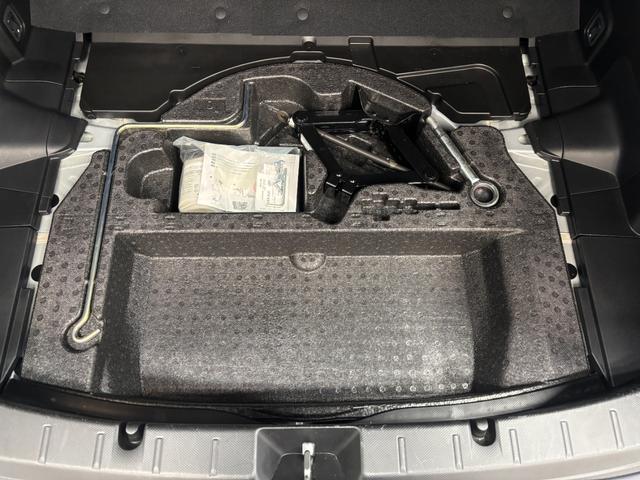 インプレッサスポーツ ２．０ｉ－Ｌアイサイト　関西仕入　ＬＥＤヘッドライト　８インチナビ　ブラインドスポットモニター　バックモニター　サイドカメラ　フルセグＴＶ　クルーズコントロール　ＵＳＢポート　クリアランスソナー　ＥＴＣ（43枚目）