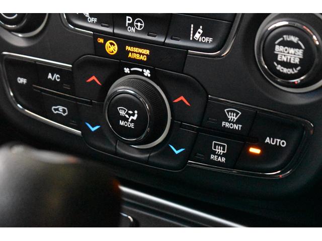 ジープ・コンパス ロンジチュード　黒革調カバー／アダプティブクルコン／ＬａｎｅＳｅｎｓｅ／ＰａｒｋＳｅｎｓｅ／ＰａｒｋＶｉｅｗ／クラッシュミティゲーション／前後ドラレコ／ＣａｒＰｌａｙ／フルセグＴＶ／Ｄ記録簿／タイヤ新品納車／禁煙車（37枚目）