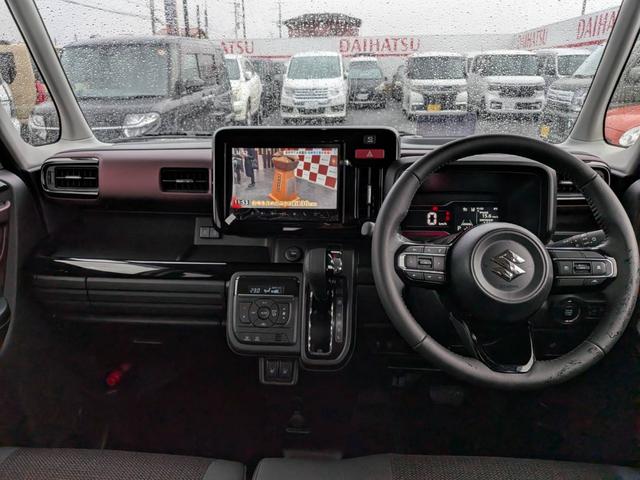 スペーシアカスタム ハイブリッドＸＳ　届出済未使用車　純正９インチナビ　全方位モニターカメラ　両側電動スライドドア　左右シートヒーター　衝突軽減ブレーキ　純正１５インチアルミ（12枚目）