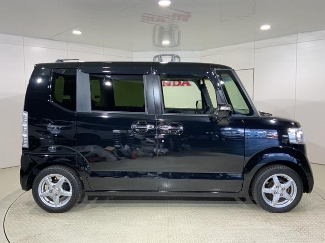 Ｎ－ＢＯＸ ＧＳＳパッケージ　ＭナビＲカメラＥＴＣスマートキー両側電動ドア　Ｗ電動ドア　Ｉストップ　ダブルエアバック　ＴＶナビ　点検記録簿　イモビ　地デジ　前席シートヒーター　スマートキー＆プッシュスタート　ＤＶＤ視聴可　横滑防止（13枚目）