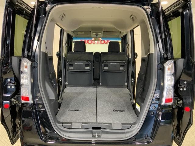 Ｎ－ＢＯＸ ＧＳＳパッケージ　ＭナビＲカメラＥＴＣスマートキー両側電動ドア　Ｗ電動ドア　Ｉストップ　ダブルエアバック　ＴＶナビ　点検記録簿　イモビ　地デジ　前席シートヒーター　スマートキー＆プッシュスタート　ＤＶＤ視聴可　横滑防止（26枚目）