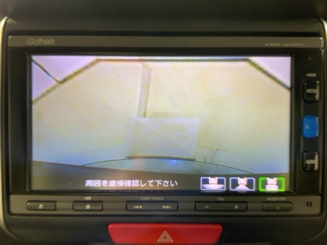 Ｎ－ＢＯＸ ＧＳＳパッケージ　ＭナビＲカメラＥＴＣスマートキー両側電動ドア　Ｗ電動ドア　Ｉストップ　ダブルエアバック　ＴＶナビ　点検記録簿　イモビ　地デジ　前席シートヒーター　スマートキー＆プッシュスタート　ＤＶＤ視聴可　横滑防止（30枚目）