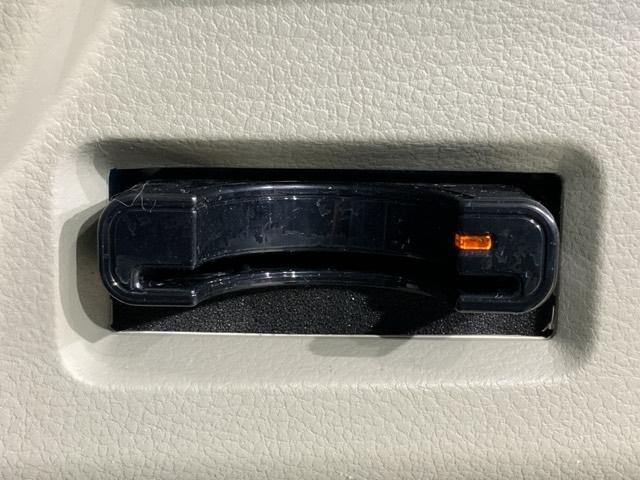 フレアワゴン ＸＳ　社外ＭナビＥＴＣ両側電動ドアＨＩＤライト　スマートキープッシュスタート　セキュリティーアラーム　ＤＳＣ　フルセグテレビ　ＷエアＢ　全席ＰＷ　パワーステ　ＡＵＴＯエアコン　ＥＴＣ車載器　エアバック（3枚目）