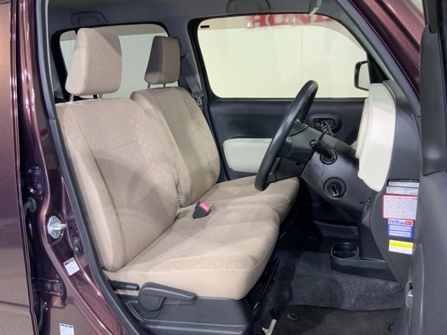 ミラココア ココアＸ　チタニア施行ＭナビＲカメラスマートキー　セキュリティアラーム　バックモニター　４ＷＤ車　キーレスキー　ＤＶＤ　ＡＡＣ　運転席助手席エアバッグ　パワーステアリング　スマキー　ＡＢＳ　ＥＴＣ　記録簿（22枚目）